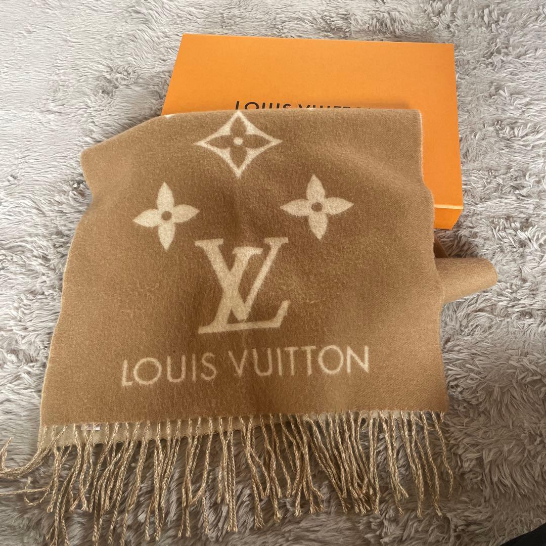 LV マフラー