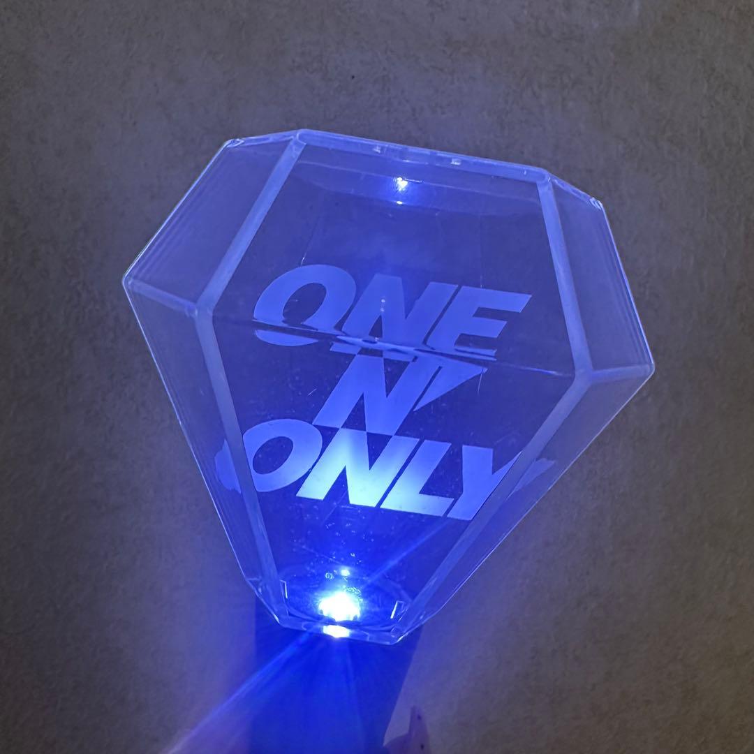ONE N' ONLY ペンライト　ワンエン