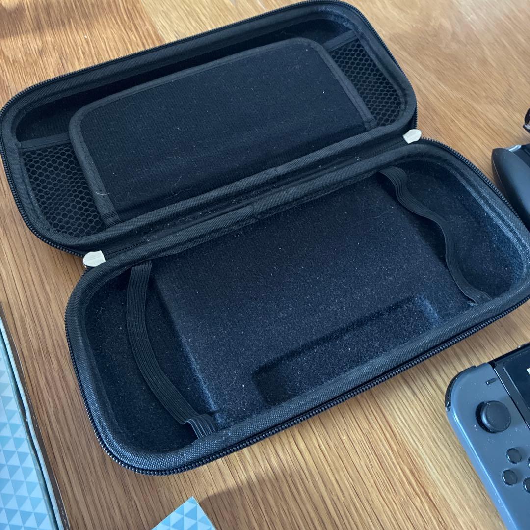 Nintendo Switch （ケース、スティック修理キット付き）