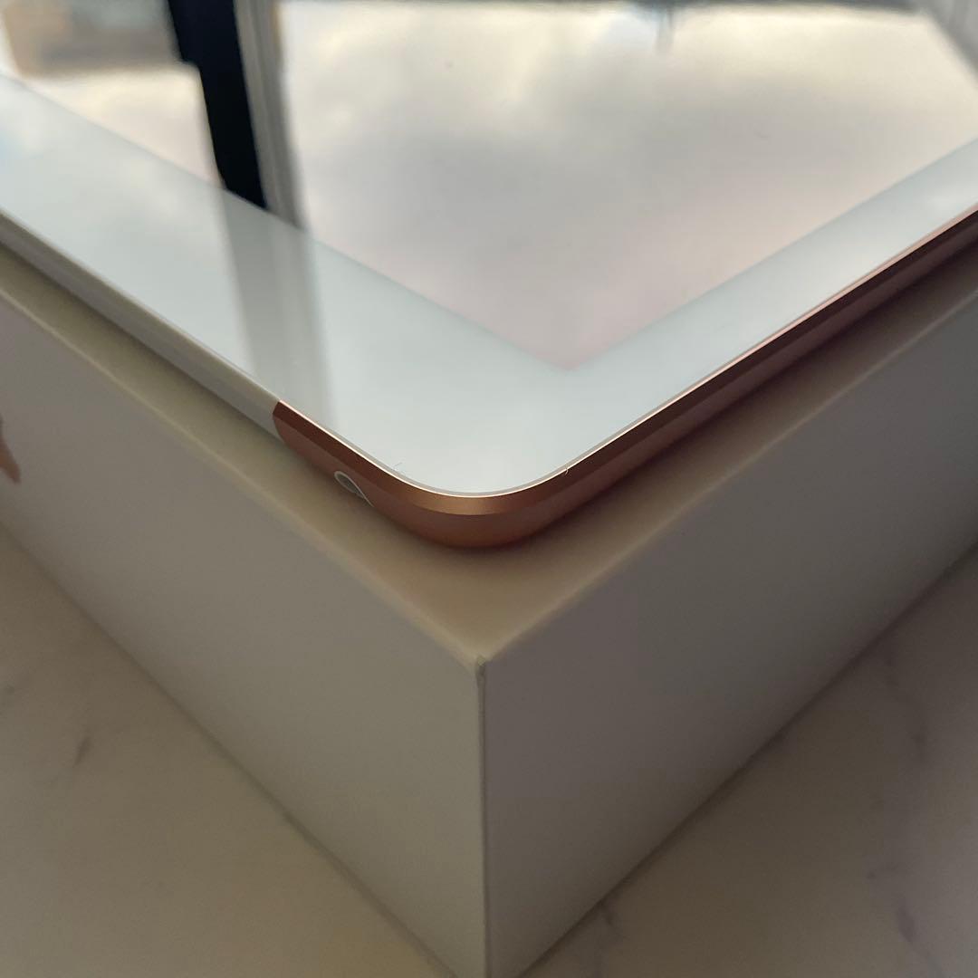 【極美品】Apple iPad 第6世代 Wi-Fi Cellular 32GB