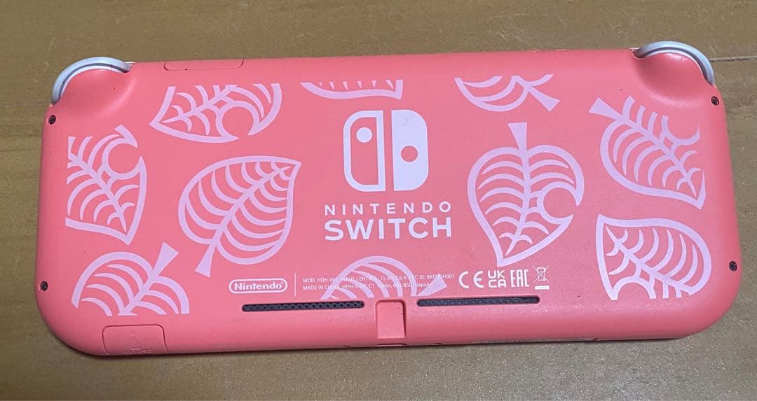 Switch Lite どうぶつの森デザイン ※ジャンク品　電源が付きません