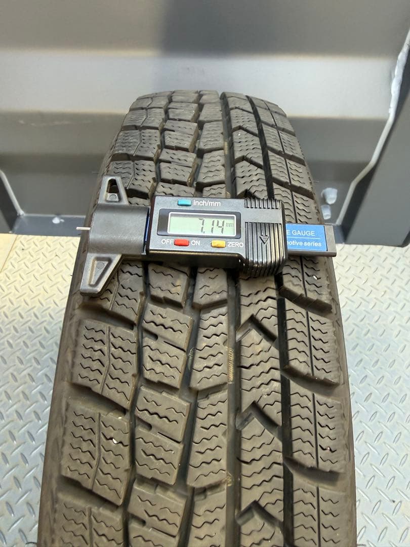 145/80R13 バリ山ダンロップ スタッドレスタイヤ 13インチ 4本