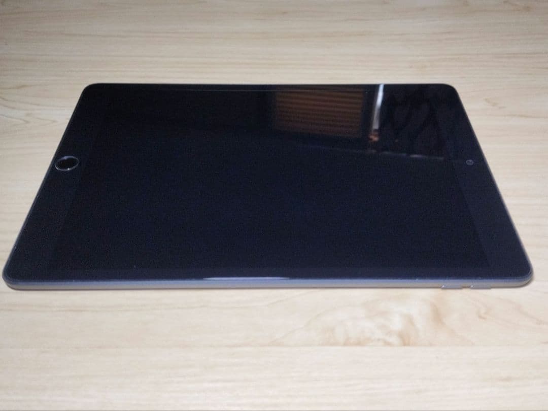 【美品】iPad 第9世代 Wi-Fiモデル 64GB バッテリー最大容量99%
