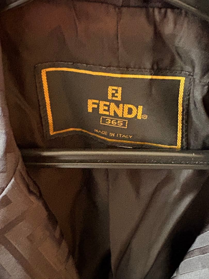 FENDI ロゴパターン ブラックロングコート