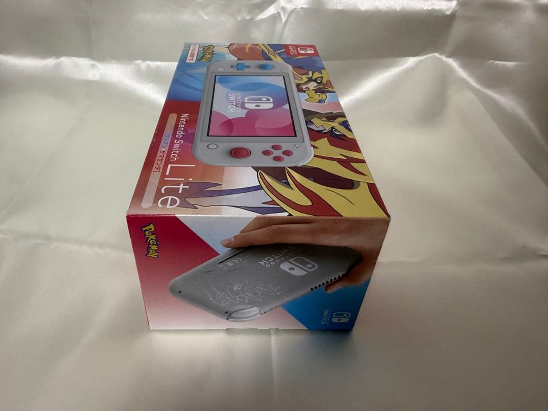 新品・未開封 Nintendo Switch Lite ザシアン・ザマゼンタ