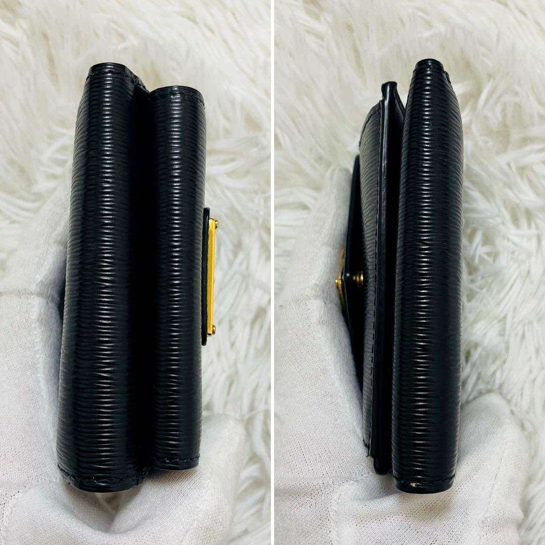 極美✨PRADA 三つ折り財布 トライアングル ロゴ レザー 黒