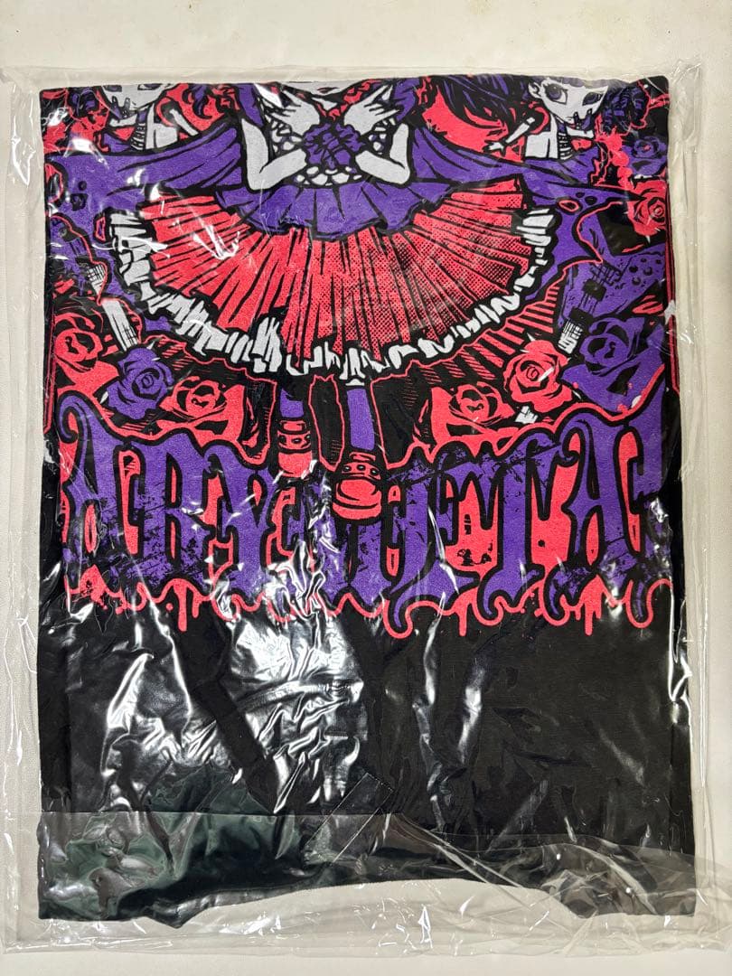 【BABYL】公式Tシャツ（背景レッド）