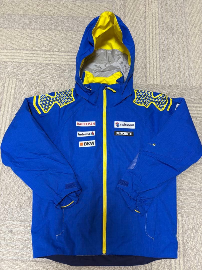 DESCENTE 子ども用スキーウェア 青　上下セット150サイズ　デサント