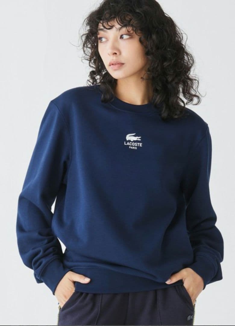 LACOSTE ヘビーウエイトTシャツ スウェットシャツМ　中央ロゴ