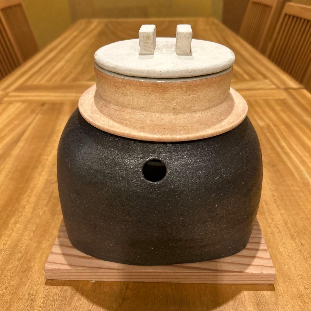 閑心窯 大杉康伸　かまどはん 白×黒
