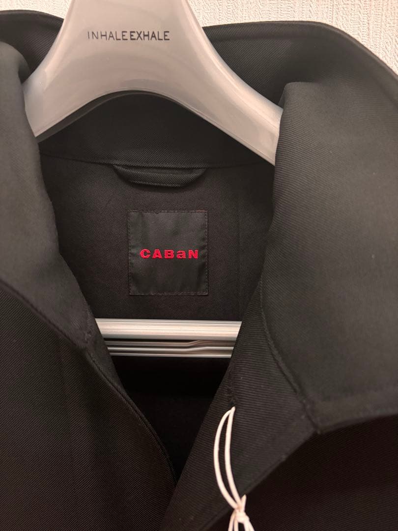 CABaN ウールギャバジン スタンドカラーコート