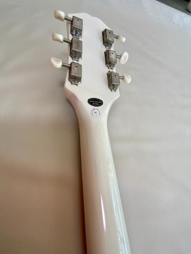 復刻版 Epiphone / Crestwood Custom