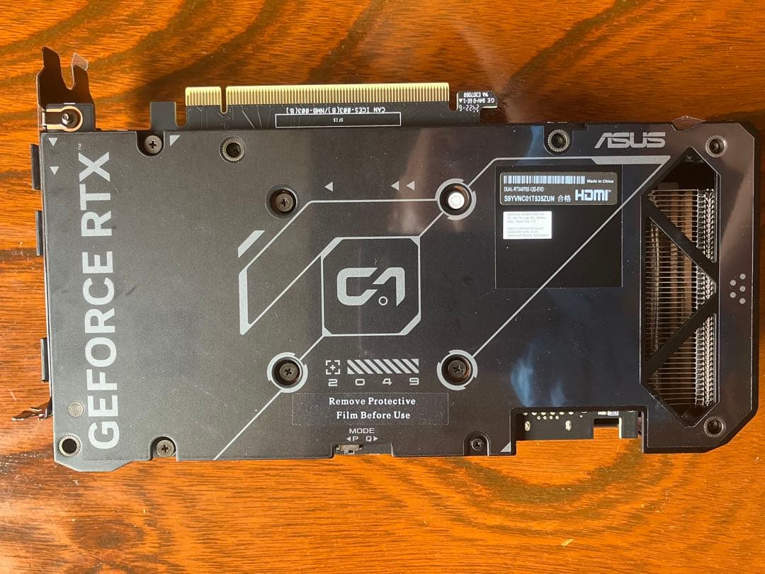 グラフィックボード・グラボ・ビデオカード ASUS GeForce RTX 4070 SUPER 12G EVO