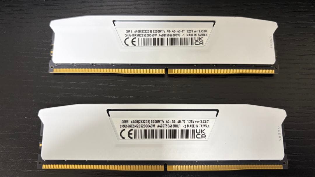 CORSAIR DDR5-5200MHz 64GB（32GB×2枚）ホワイト