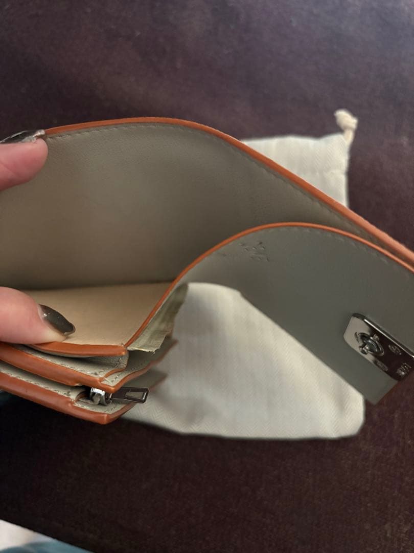LOEWE 二つ折り財布 グレー