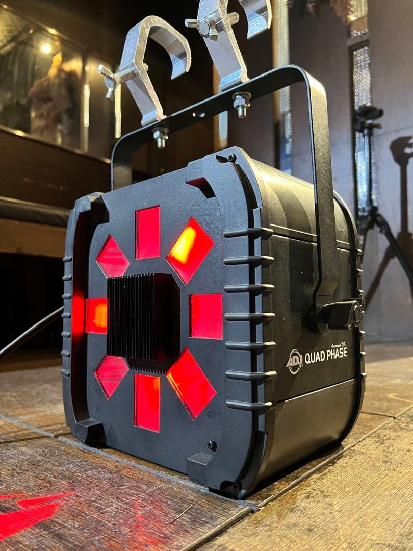 配信機器・PA機器・レコーディング機器 American DJ QUAD PHASE
