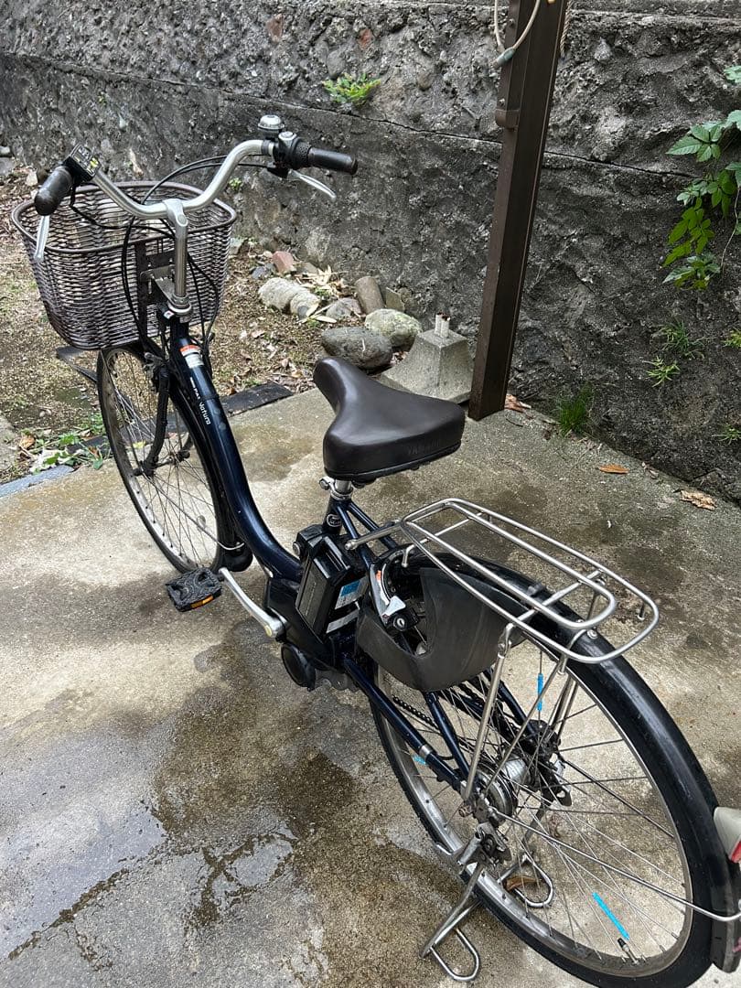 ニ*ン様 電動アシスト自転車 黒 バスケット付き バッテリー充電器付き