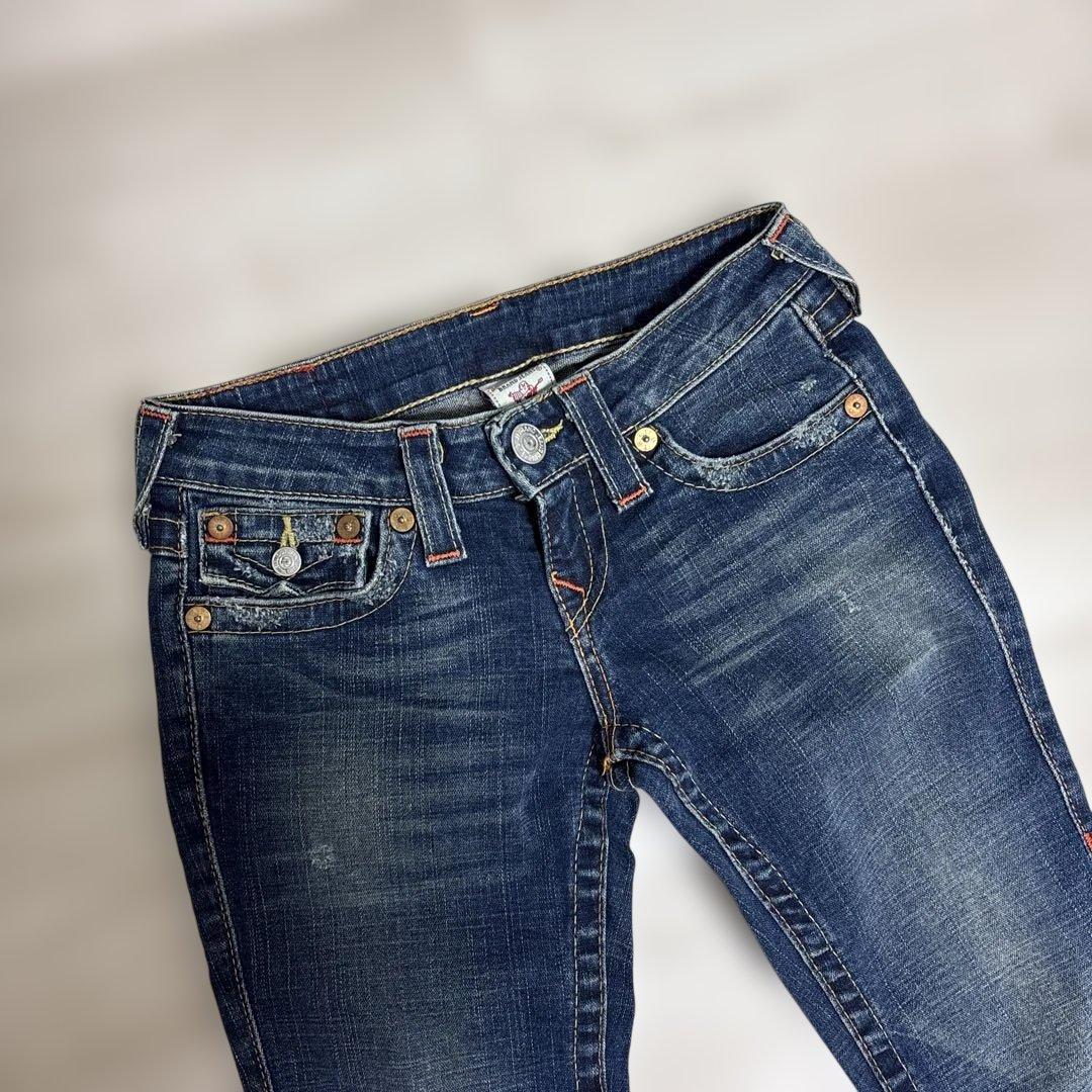 トゥルーレリジョン TrueReligionブーツカットデニム　フレアデニム