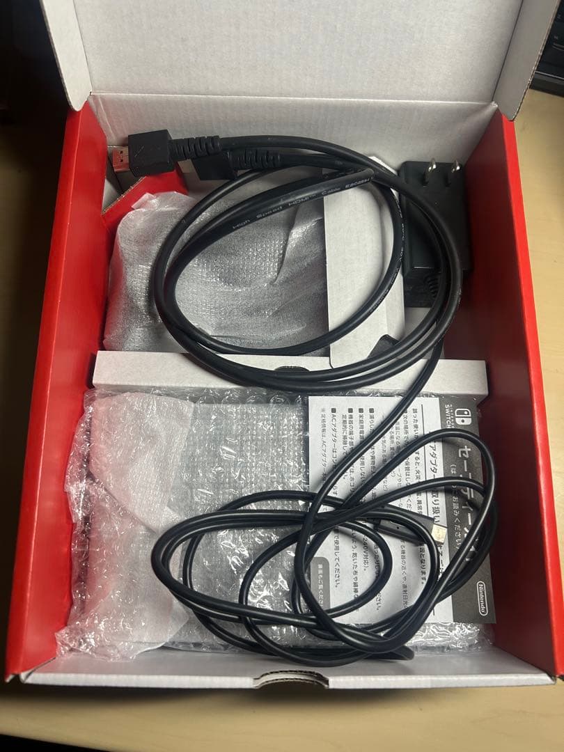 Nintendo Switch　赤/青
