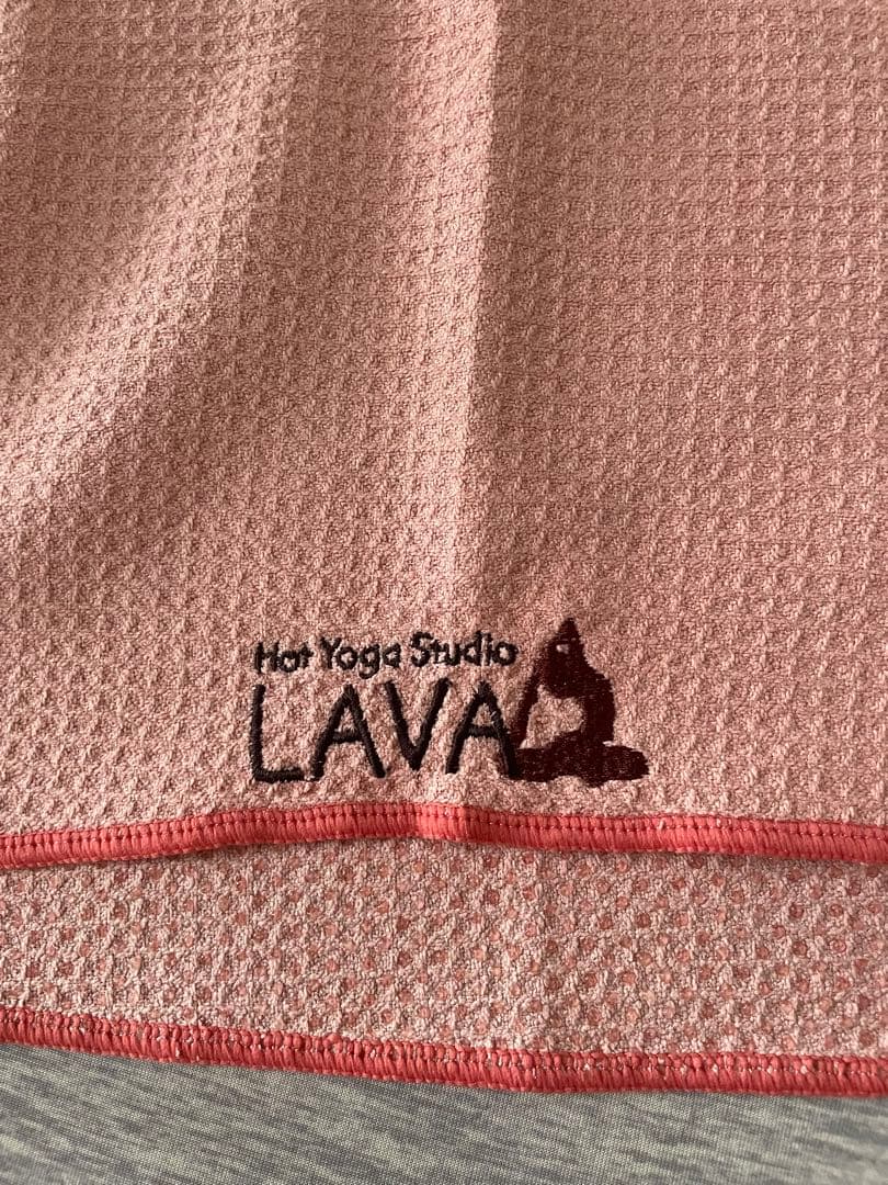 NN　LAVA ヨガマットとラグセット