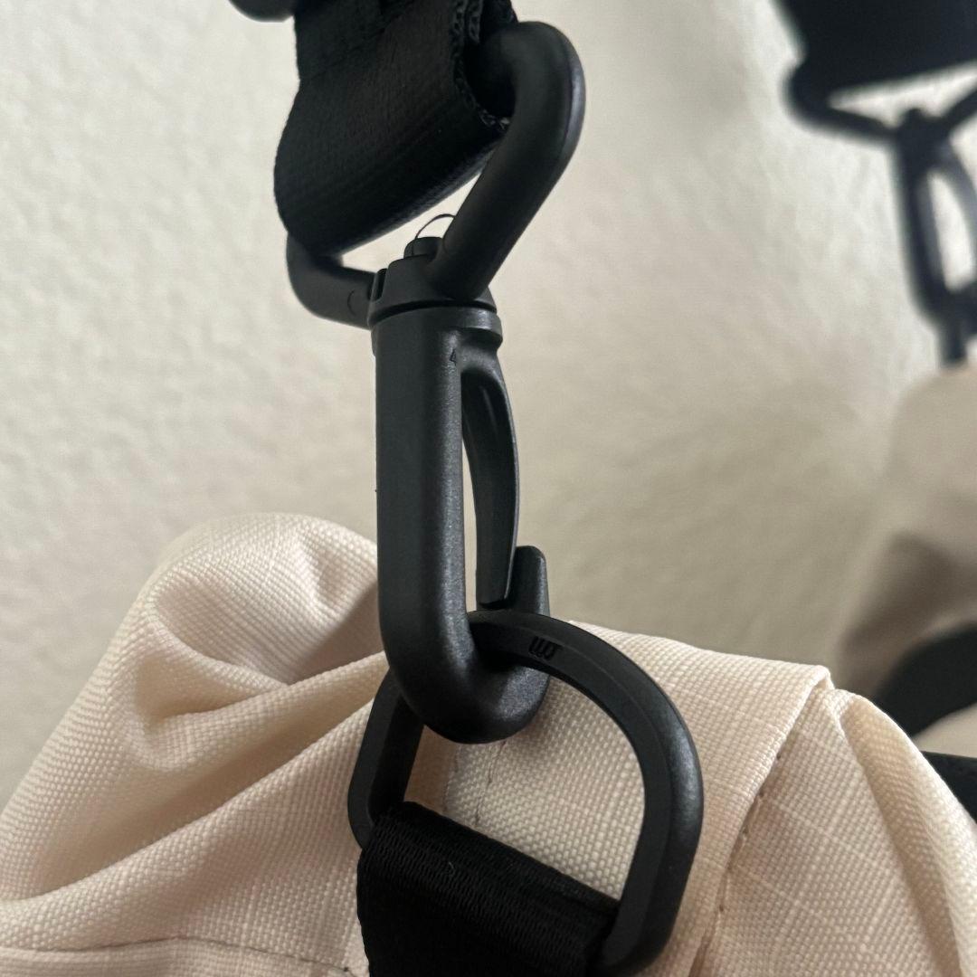 新品タグ付■ノースフェイス　ボストンバッグ　ショルダー ダッフルバッグ旅行バッグ