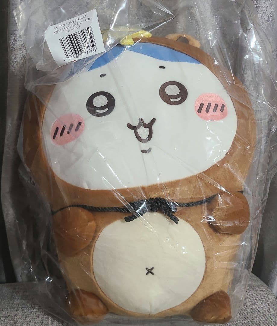 ちいかわ くじ ハチワレ A賞 たぬきだもん