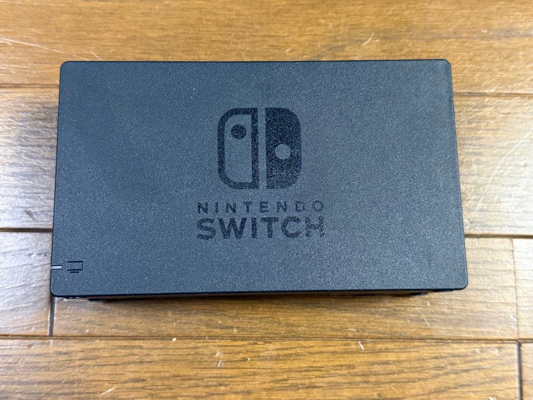 n*o様 Nintendo Switch 本体 赤/青 Joy-Con付き　スイ