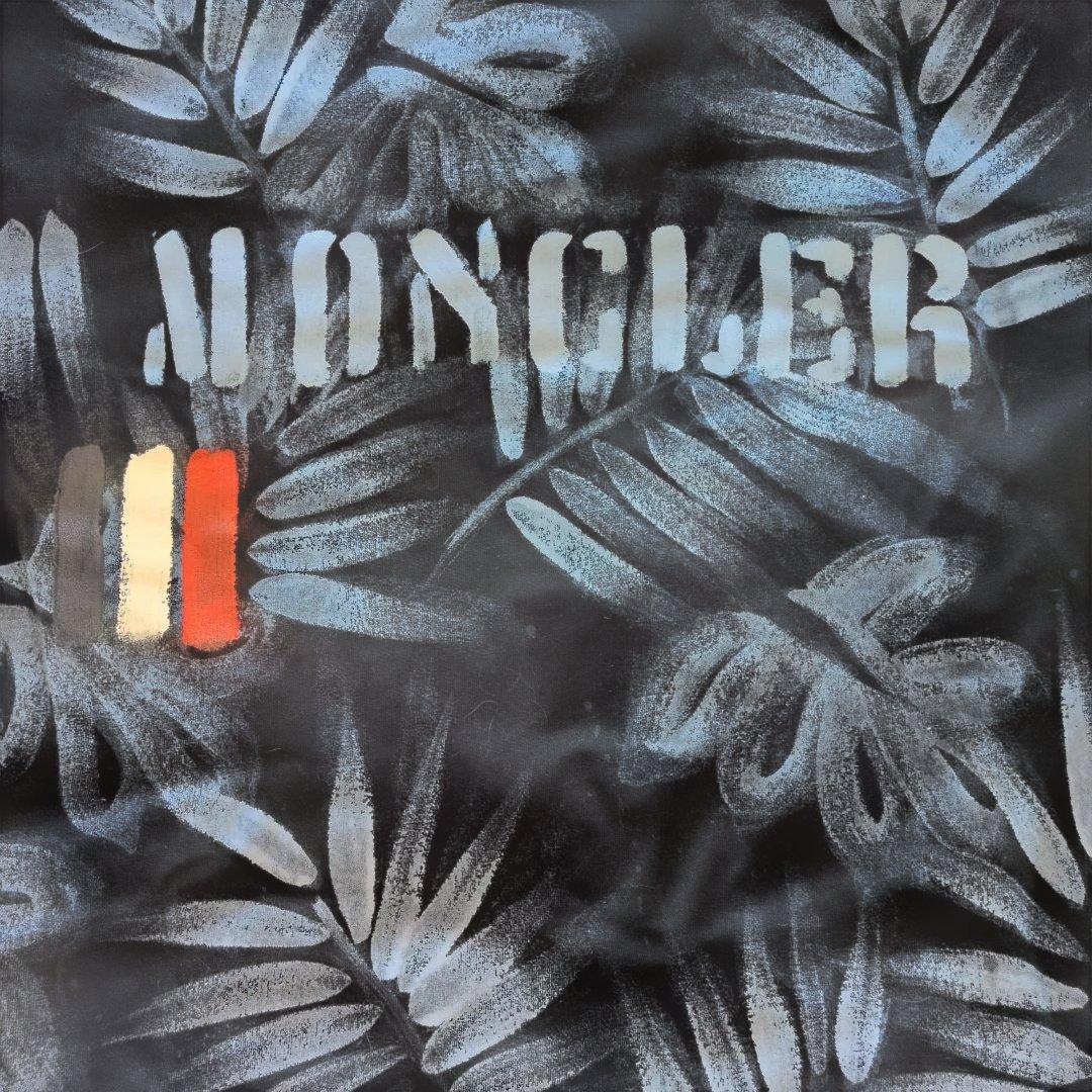 MONCLER MAGLIA Tシャツ Lサイズ 黒葉柄