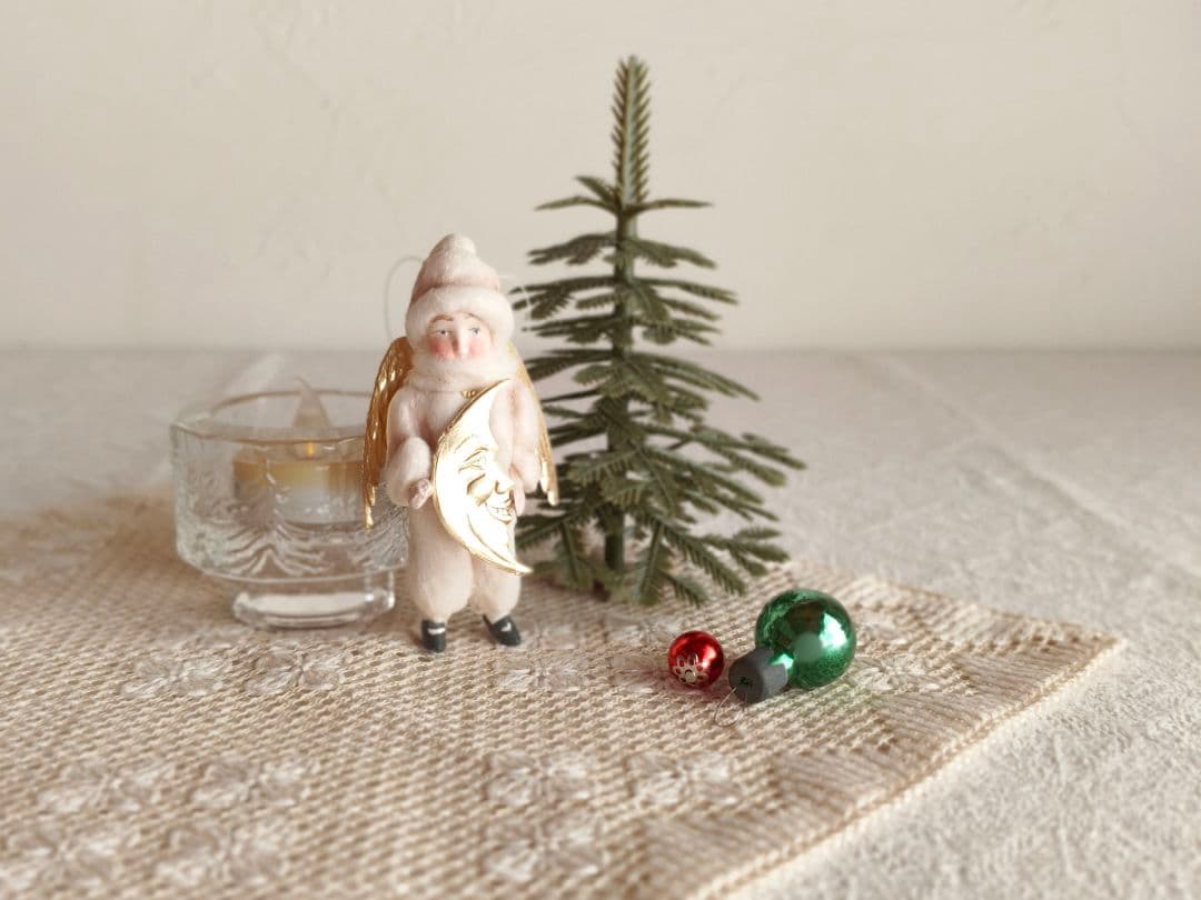 * christmas doll ୨୧ * 翼のある 三日月の妖精さん
