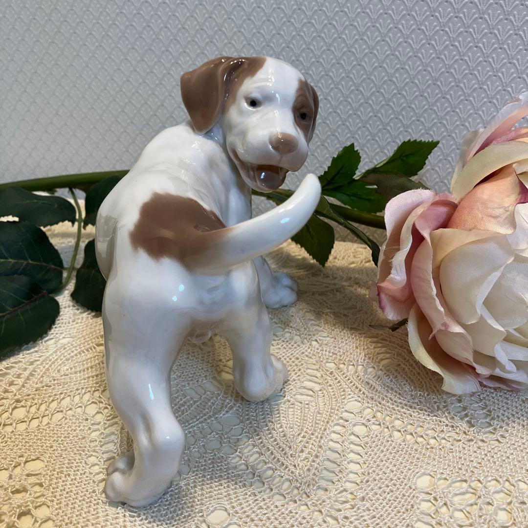 リヤドロ　LLADRO 犬の陶器　置物　超美品