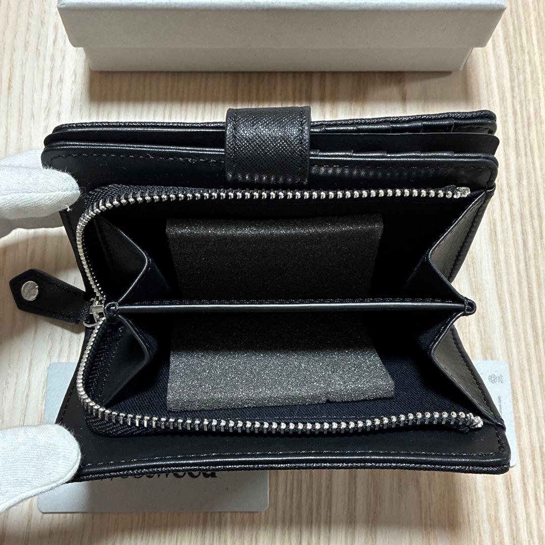 ★新品未使用★ヴィヴィアンウエストウッド　財布　折り財布　ディアマンテ　ブラック