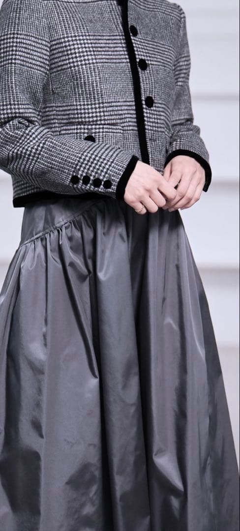 シートーキョー she tokyo ダークグレー suzy 36〜38新品