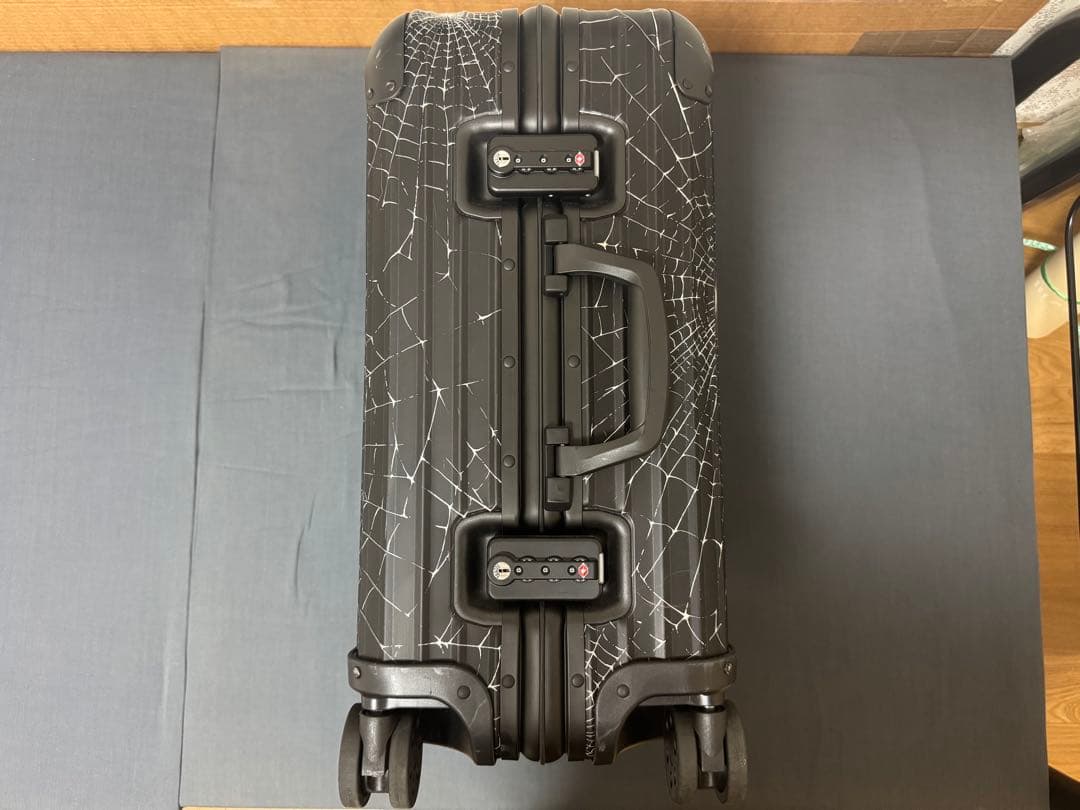 招*@様 Supreme RIMOWA Cabin Plus 49L