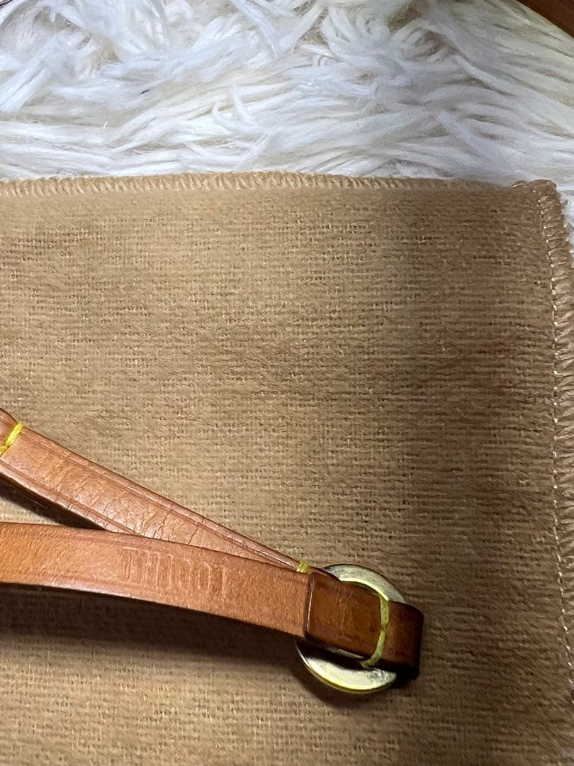 Louis Vuitton 携帯ストラップ ヌメ革