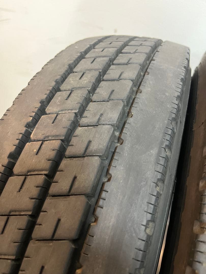 ブリヂストン R207 205/80R17.5 120/118 24年製 2本