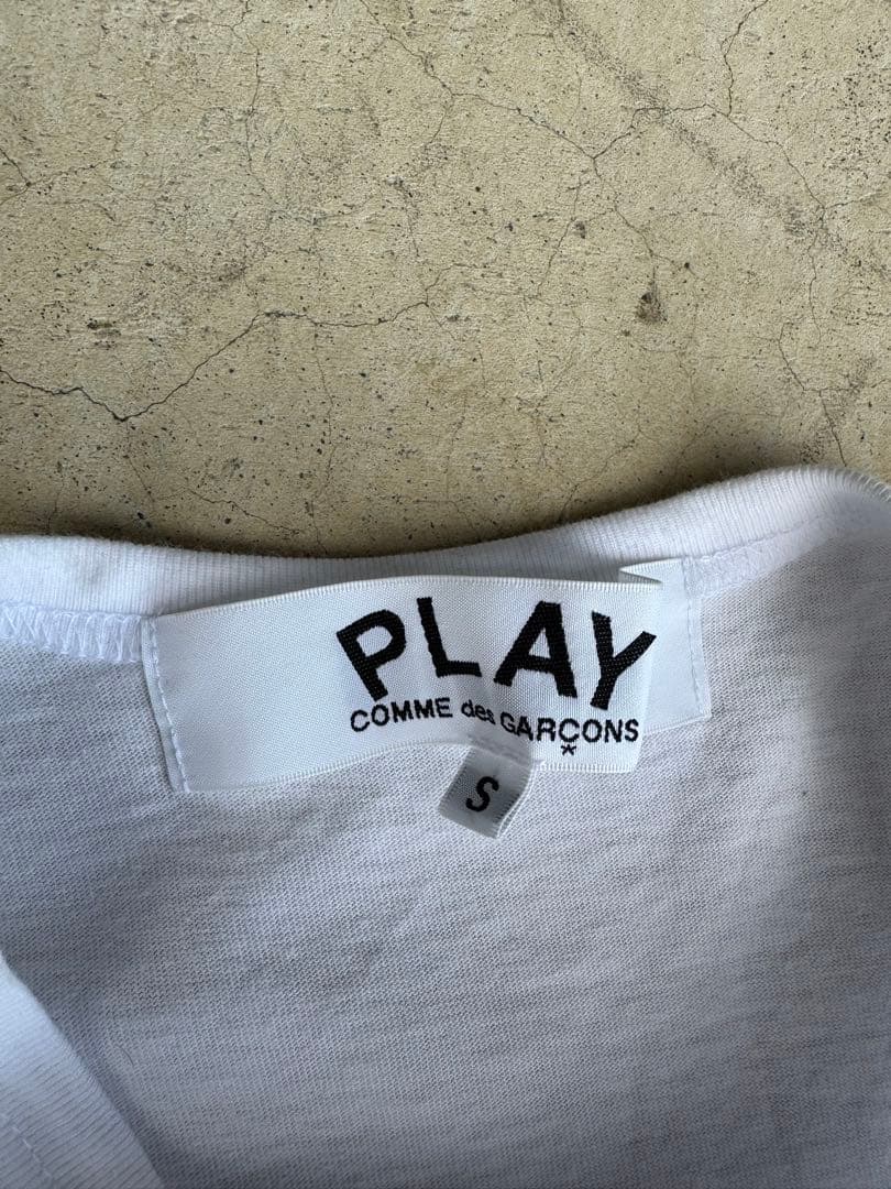 Play Comme des Garcons ハートパッチT