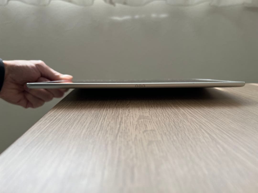 iPad Pro 10.5 256GB A1709 (SIMフリー )シルバー