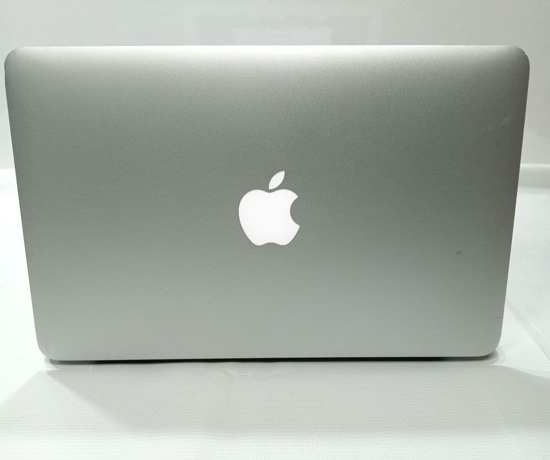 MacBook Air11インチ Core i5 SSD121GB 動作品格安