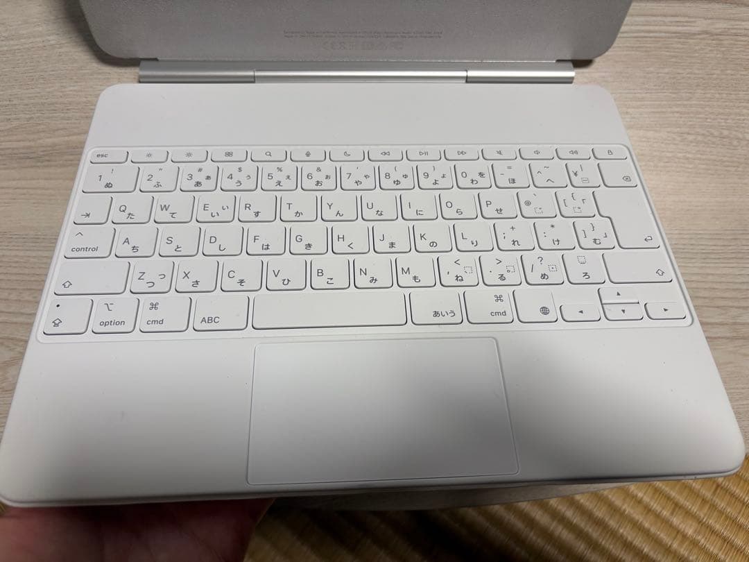 13インチiPad Air（M3）用Magic Keyboard - ホワイト