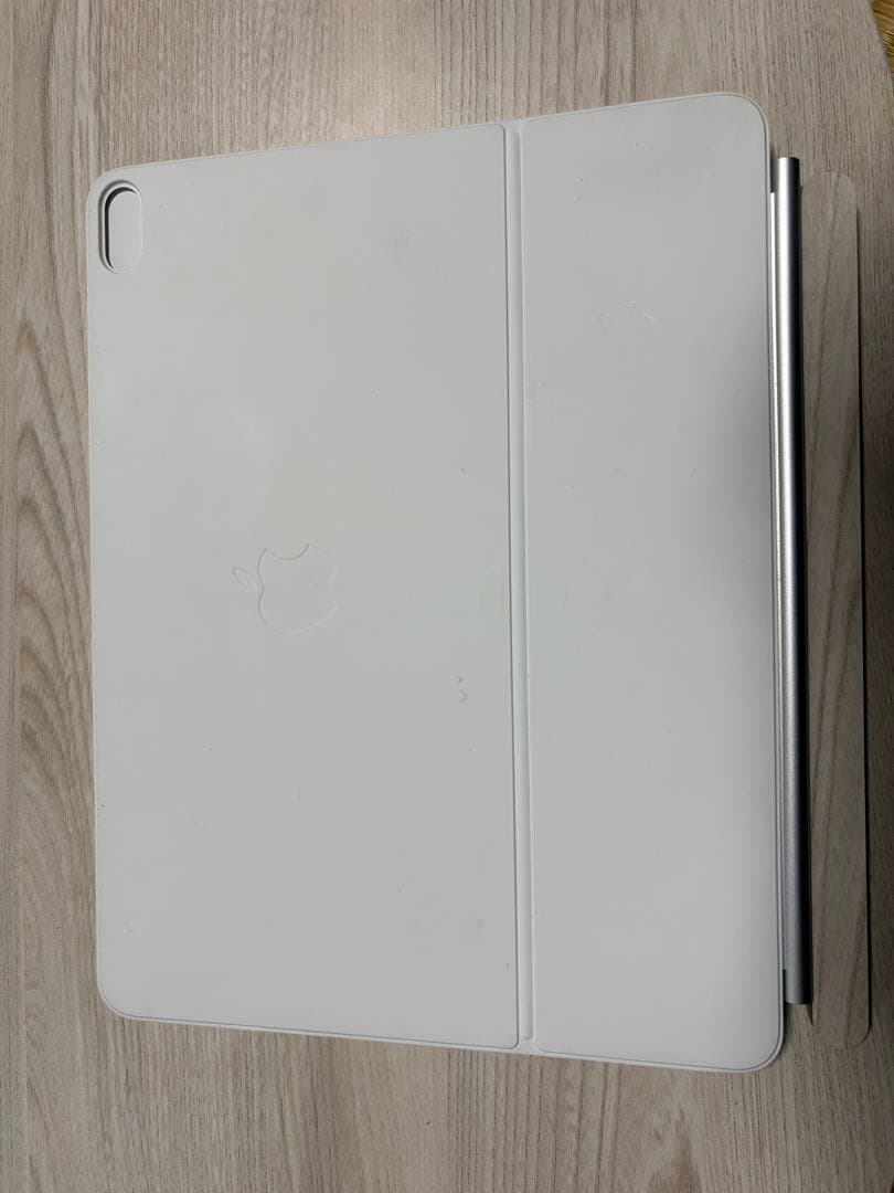 13インチiPad Air（M3）用Magic Keyboard - ホワイト