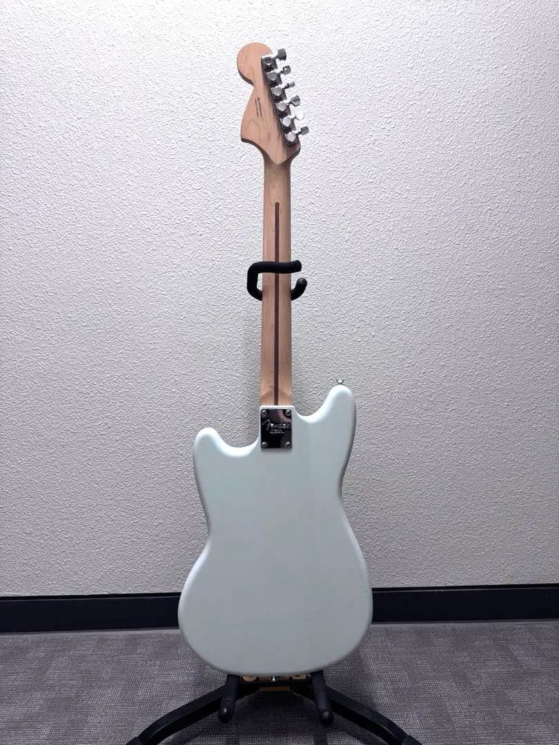 も*る様 Fender Performer Mustang ロックペグ換装