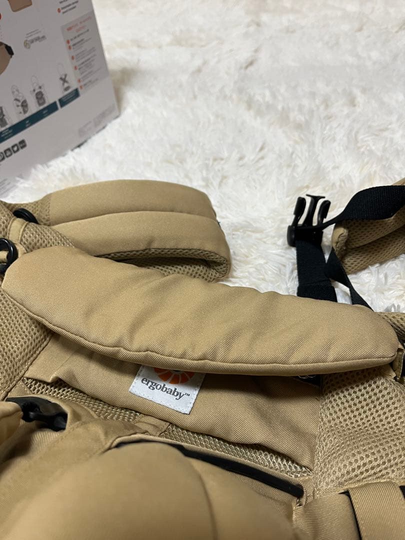 【美品】エルゴベビー　オムニ360 クールエア　ベージュ　抱っこ紐 検印有