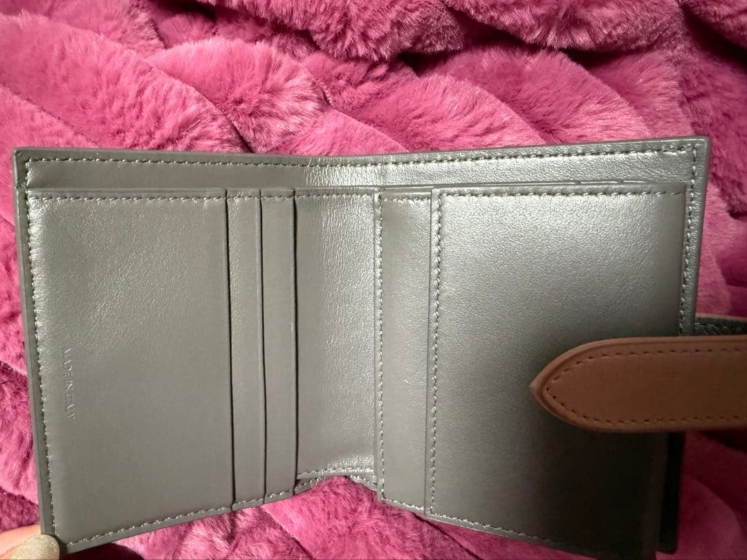 極美品CELINE グレー×ピンク 二つ折り財布