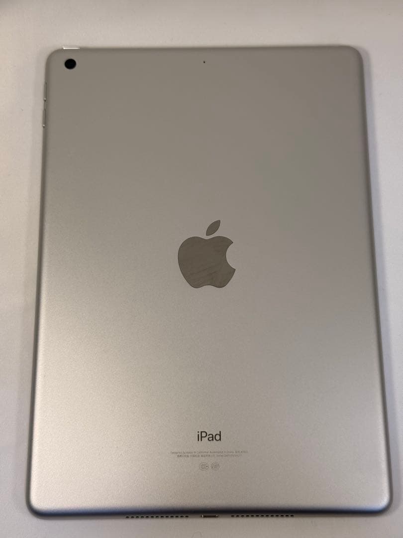 Apple iPad (第5世代) 128GB A1822