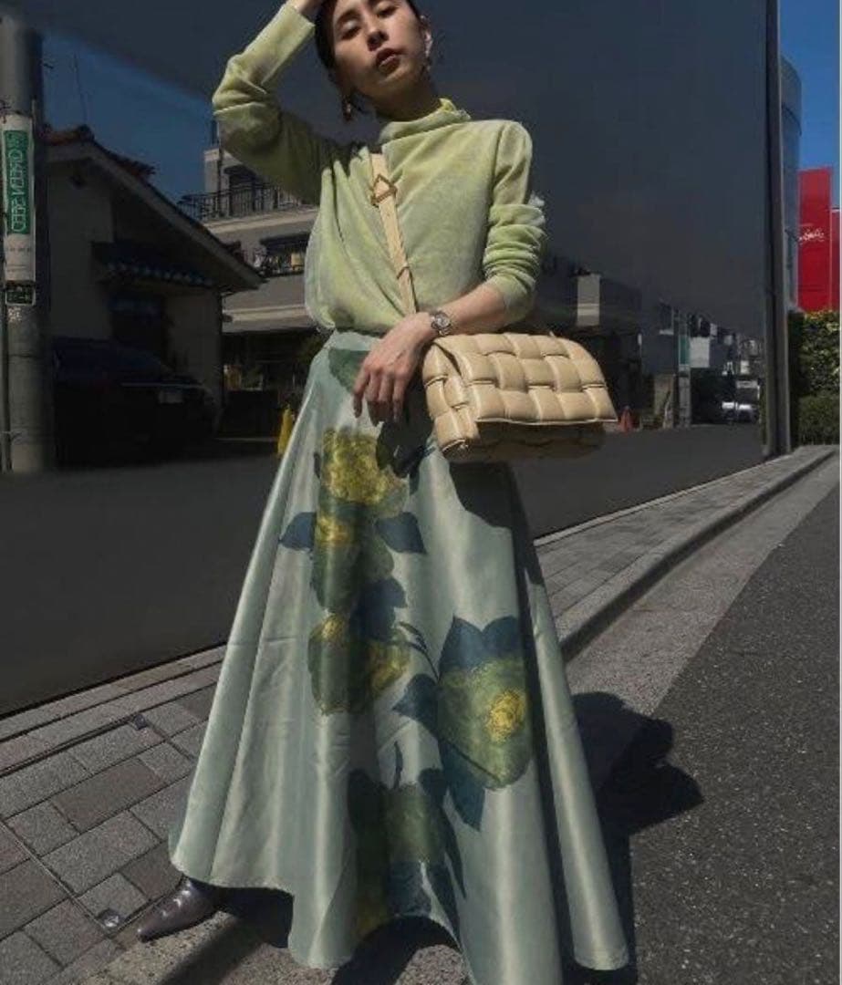 【専用】Ameri ELLIE ASYMMETRY PLEATS SKIRT