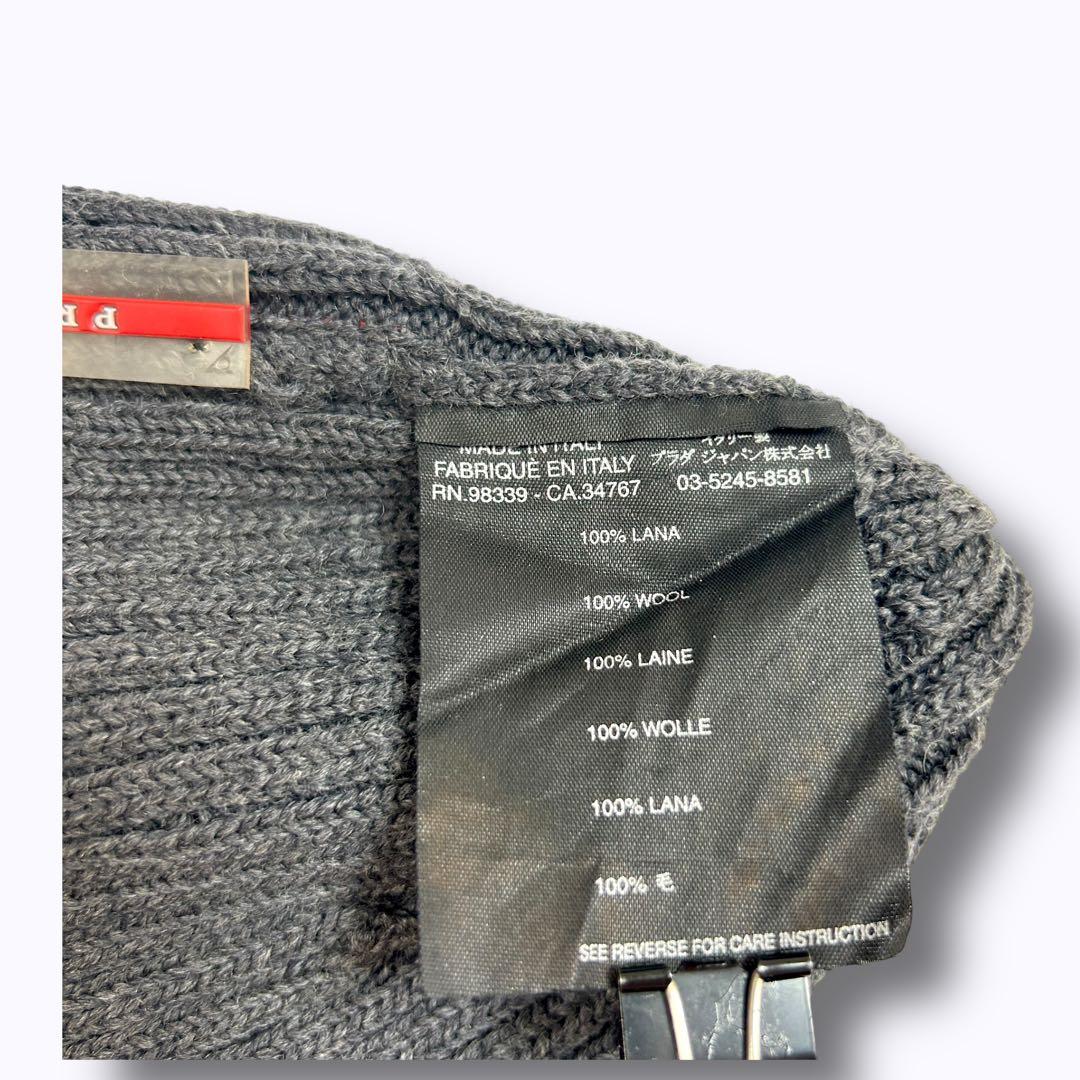 PRADA SPORT ニット帽 グレー リブ編み ロゴタブ　ビーニー　イタリア