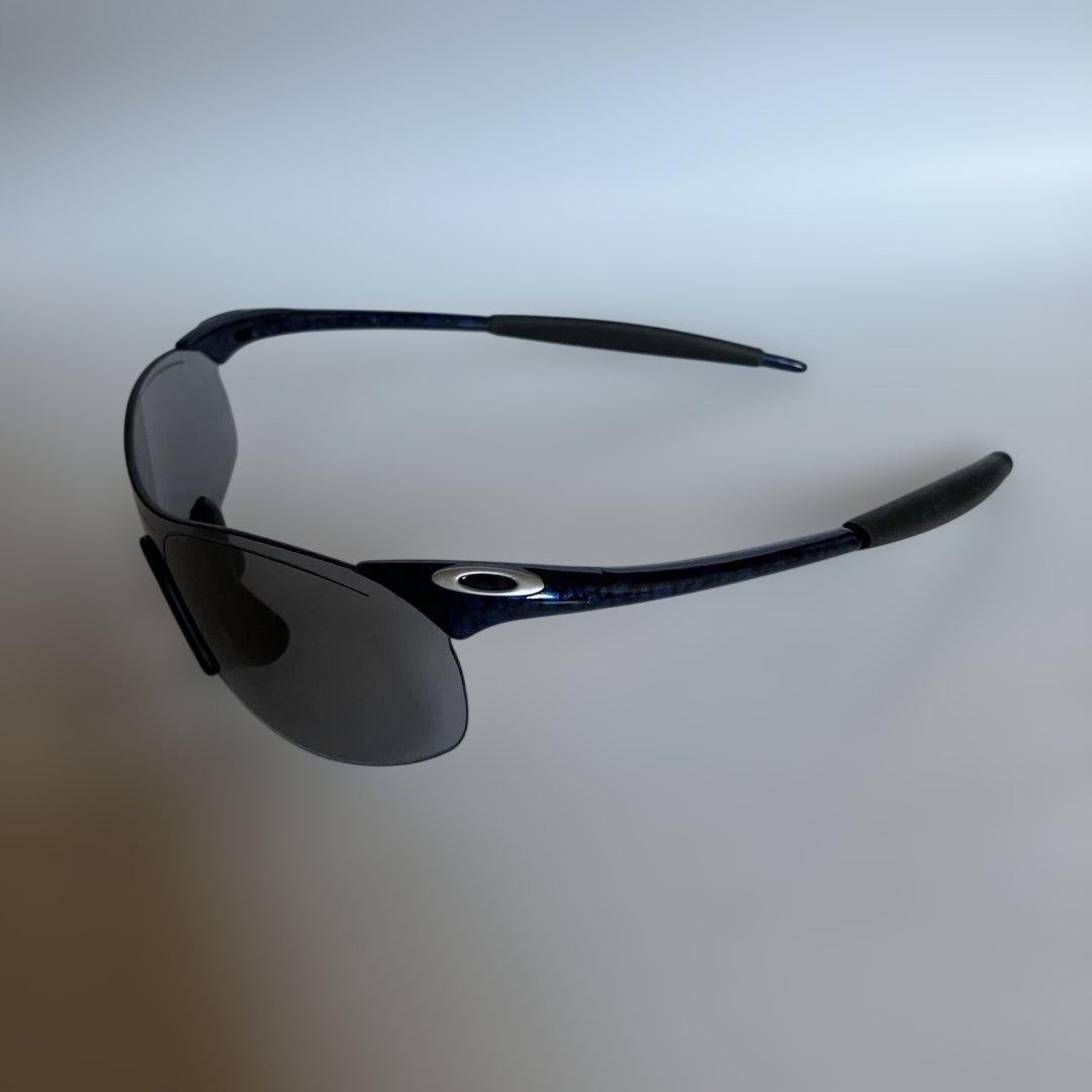 Oakley スポーツサングラス フレーム　ブルー地に黒柄