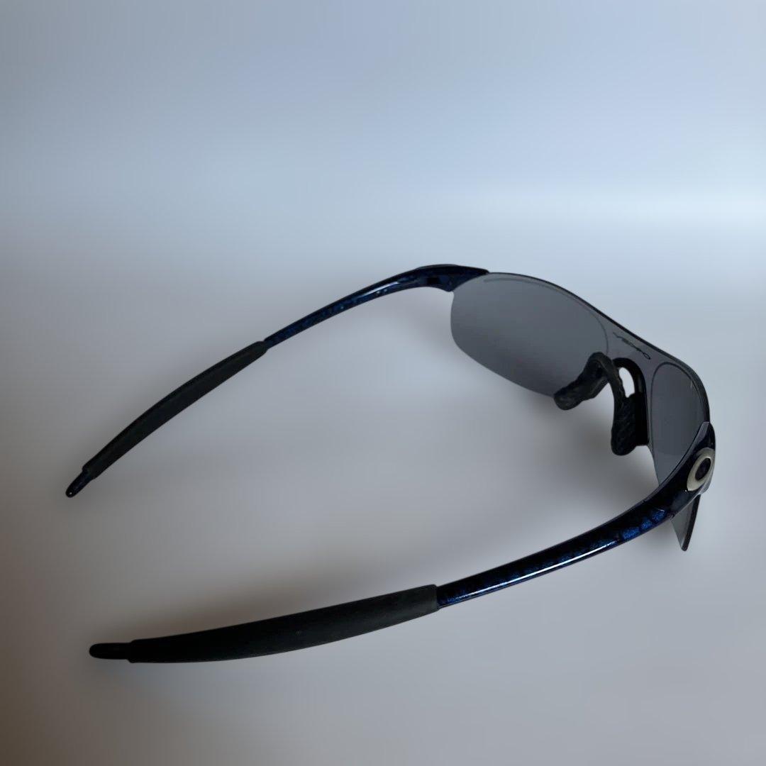 Oakley スポーツサングラス フレーム　ブルー地に黒柄
