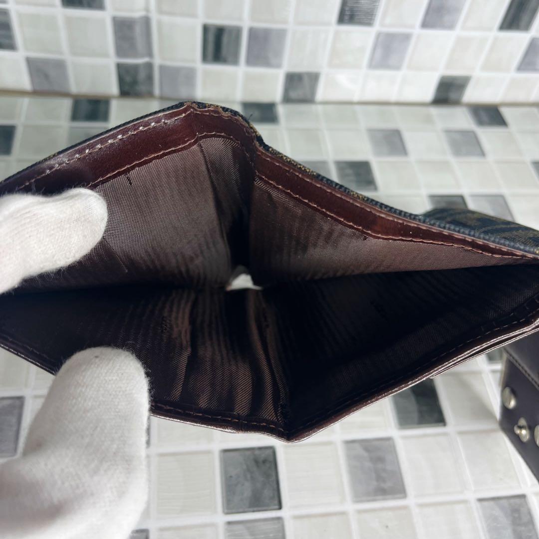 FENDI フェンディ 財布 三つ折り財布