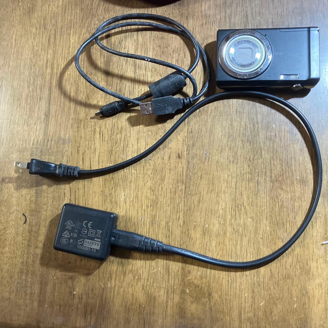 CASIO EXILIM EX-ZS5 デジタルカメラ　バッテリー2個充電器付き